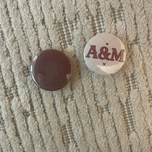 A&M Button Set - Picture 2 of 2